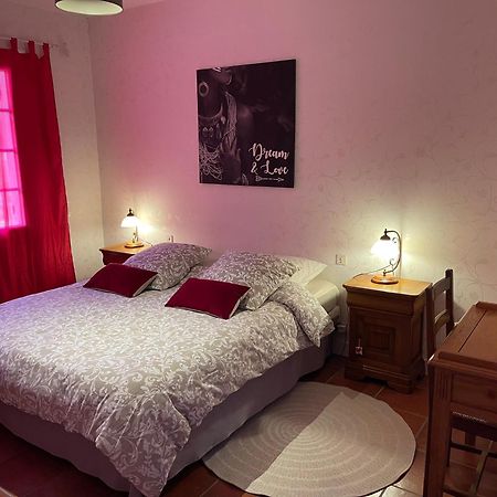 La Belle Chaumiere Bed and Breakfast Bretagne-de-Marsan Exteriör bild